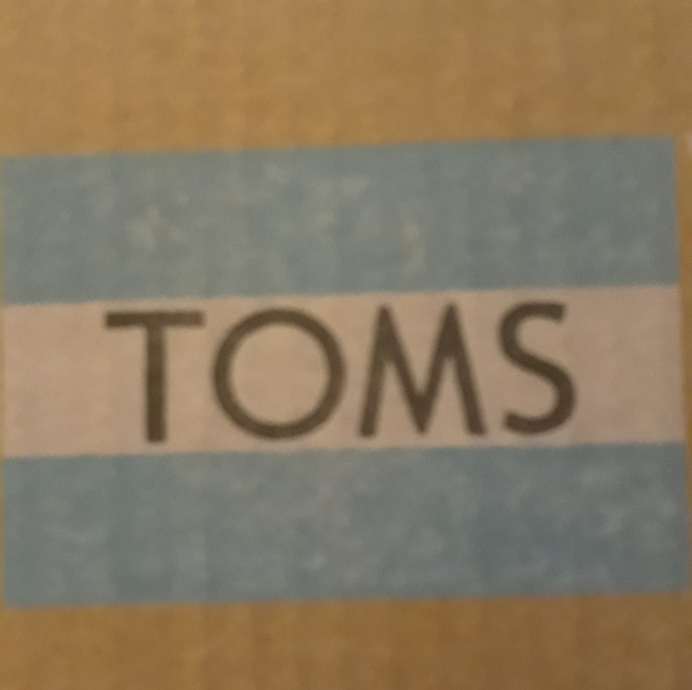 Toms